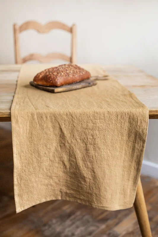 Certified linen table runner in Mustard