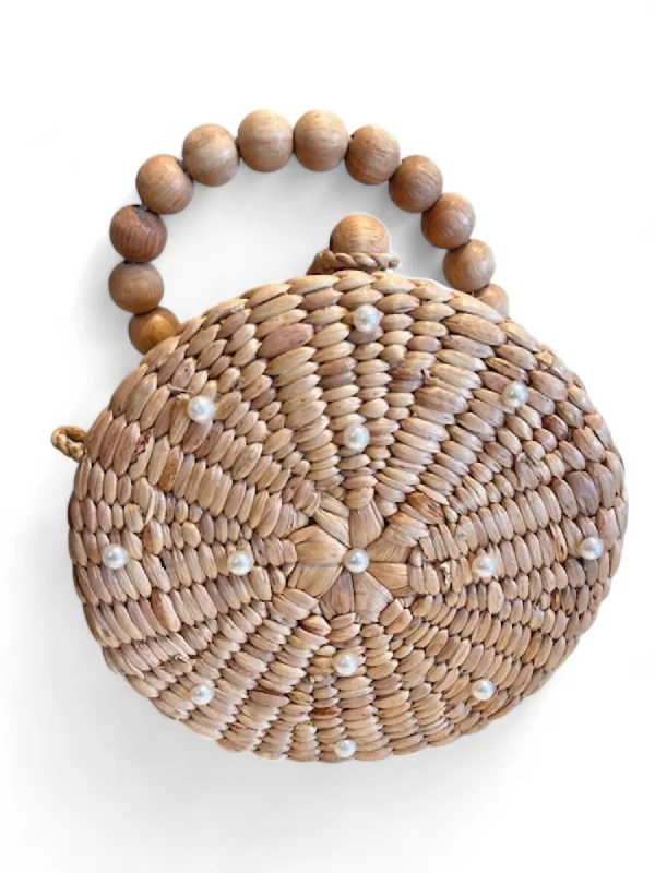 Circle Purse With Shoulder Strap Pearls In Natural