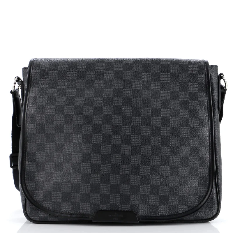 Daniel Messenger Bag Damier Graphite MM