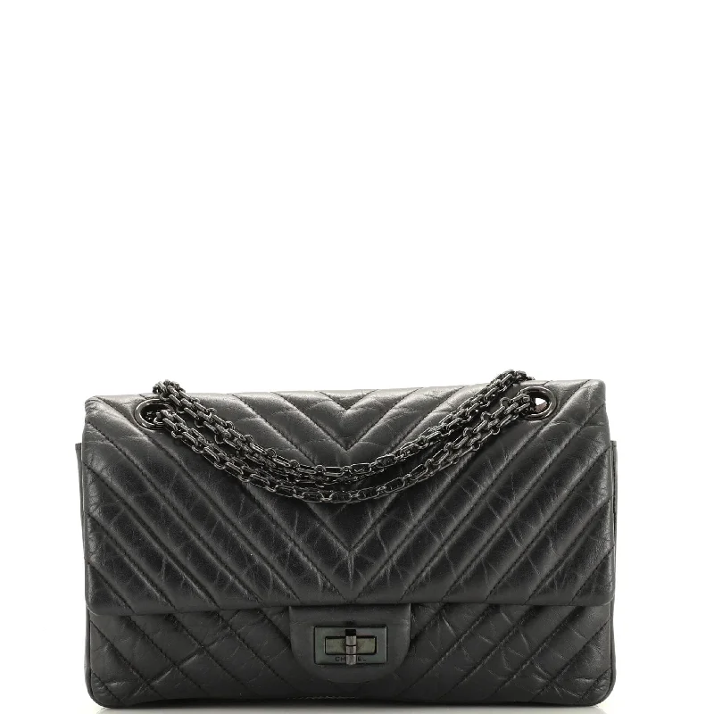 So Black Reissue 2.55 Flap Bag Chevron Aged Calfskin 225