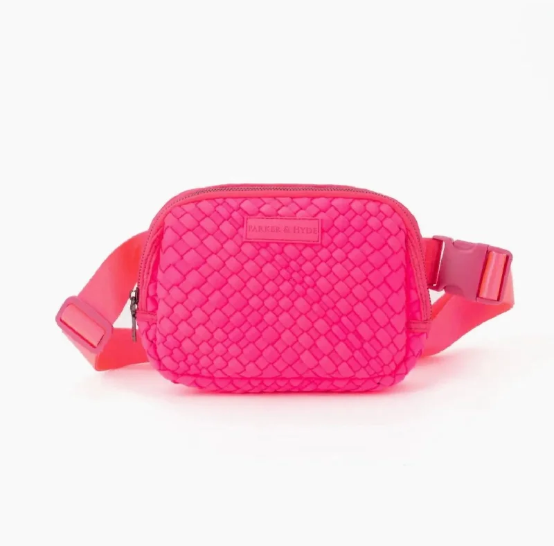 Women's Woven Belt Bag In Bubblegum